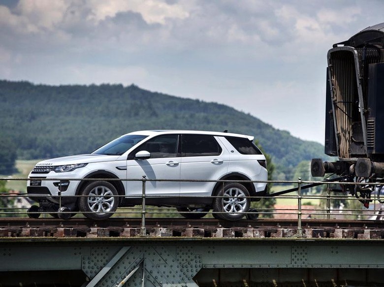 Mobil Range Rover, Discovery Bakal Naik Kelas Mobil Range Rover, Discovery Bakal Naik Kelas