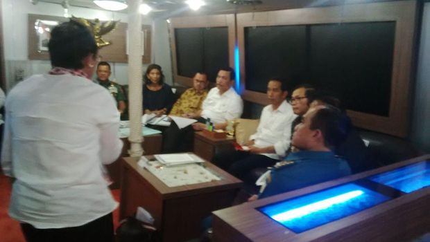 Usai Rapat Soal Natuna, Jokowi Cek Kondisi KRI Imam Bonjol