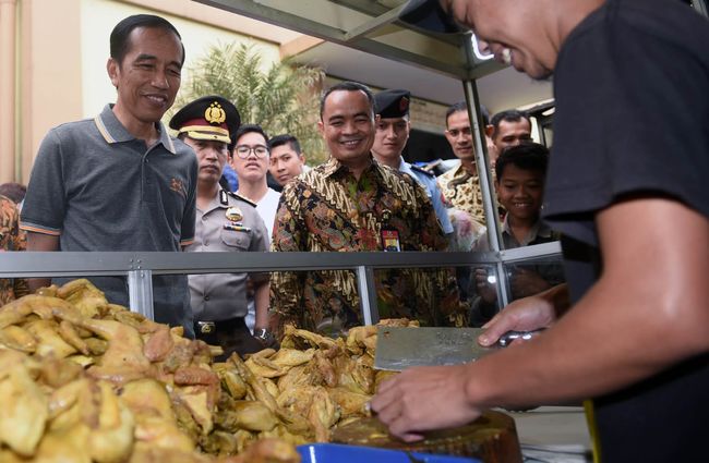 Jokowi Kunjungi Pasar Cipanas