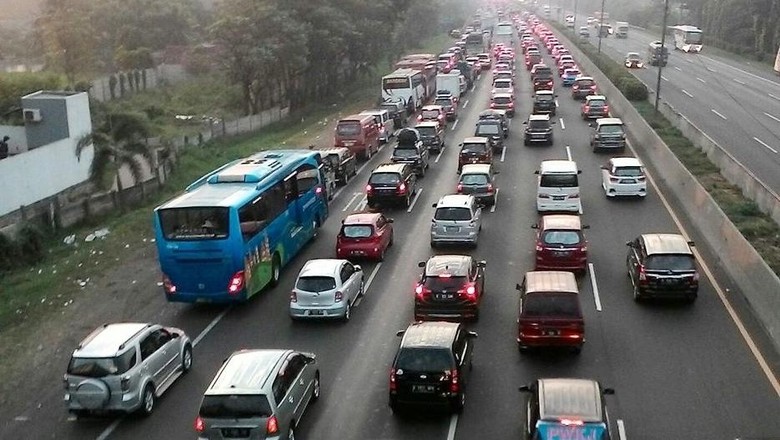 Pemerintah Cari Investor Bangun Tol Jakarta-Cikampek II Pemerintah Cari Investor Bangun Tol Jakarta-Cikampek II