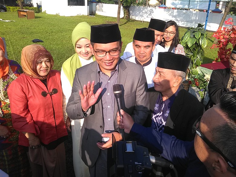 Respons Ridwan Kamil Soal Bandung Kembali Raih Penghargaan Adipura Respons Ridwan Kamil Soal Bandung Kembali Raih Penghargaan Adipura