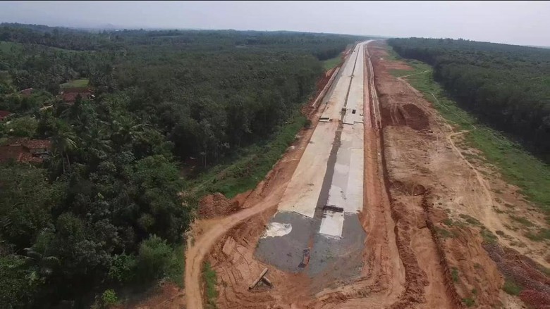 Penampakan Terbaru Tol Trans Sumatera Ruas Bakauheni-Terbanggi Besar Penampakan Terbaru Tol Trans Sumatera Ruas Bakauheni-Terbanggi Besar