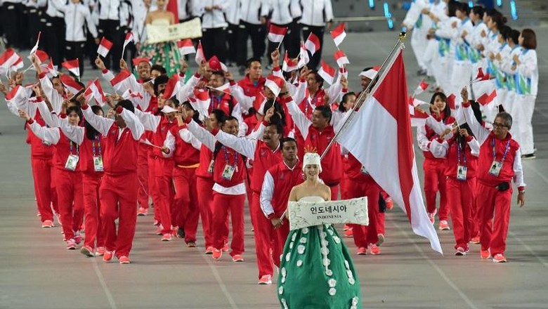 Siman Jadi Pembawa Bendera Indonesia di Defile SEA Games 2017? Siman Jadi Pembawa Bendera Indonesia di Defile SEA Games 2017?