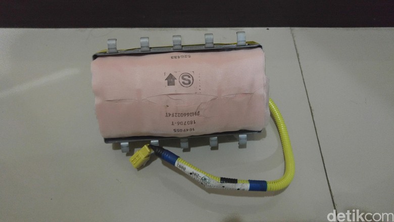 Toyota Intensifkan Proses Recall Airbag di Indonesia Toyota Intensifkan Proses Recall Airbag di Indonesia