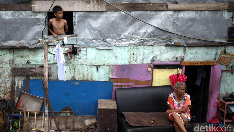 Jurang Si Kaya dan Si Miskin di Indonesia Masih Lebar Jurang Si Kaya dan Si Miskin di Indonesia Masih Lebar