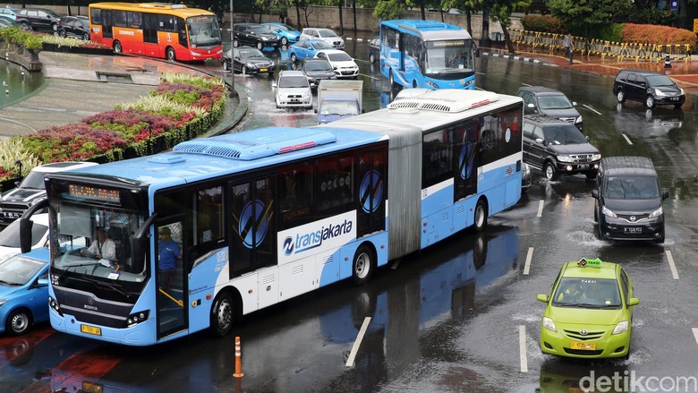 DKI Punya Gubernur Baru, Astra Harap Pesanan Bus Transjakarta Jalan Terus DKI Punya Gubernur Baru, Astra Harap Pesanan Bus Transjakarta Jalan Terus