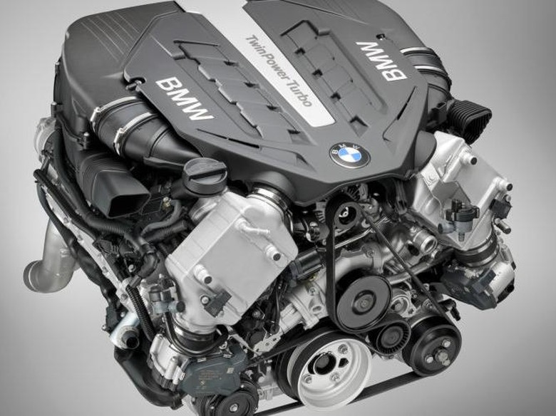 BMW Dikabarkan Bakal Berbagi Mesin V8 dengan Jaguar Land Rover BMW Dikabarkan Bakal Berbagi Mesin V8 dengan Jaguar Land Rover