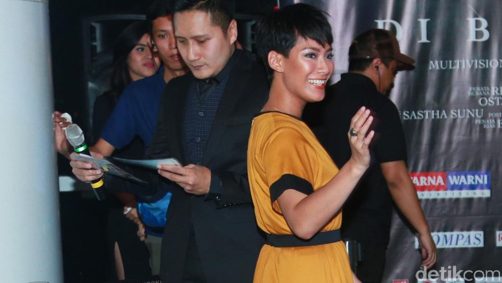 Tara Basro Bicara Ekspektasi Film Pengabdi Setan Tara Basro Bicara Ekspektasi Film Pengabdi Setan