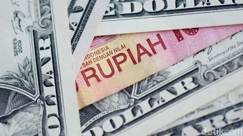 RI Masuk Investment Grade, Rupiah Langsung Menguat RI Masuk Investment Grade, Rupiah Langsung Menguat