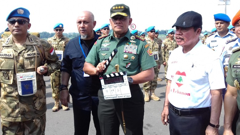 Panglima TNI Pantau Proses Syuting film Garuda 23 Panglima TNI Pantau Proses Syuting film Garuda 23
