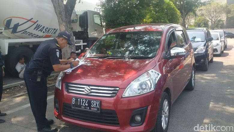 Ombudsman: Tarif Taksi Online Naik untuk Keselamatan Ombudsman: Tarif Taksi Online Naik untuk Keselamatan