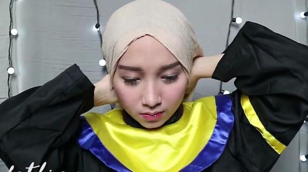 Tutorial Merajut Dengan 2 Jarum | tutorial hijab turban dengan 2 jarum saja untuk wisuda Tutorial Merajut Dengan 2 Jarum | tutorial hijab turban dengan 2 jarum saja untuk wisuda