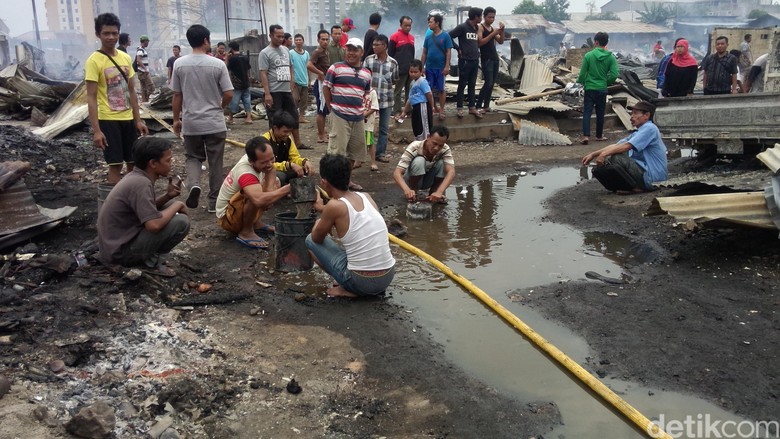 Kata Djarot Soal 2 Kebakaran Besar di Jakarta dalam 24 Jam 