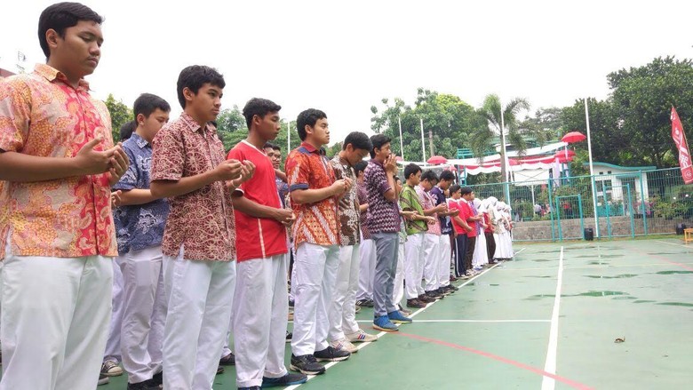 Gloria Jadi Paskibraka, Doa Syukur Dipanjatkan Guru dan 