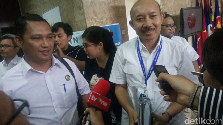 DPR dan Dirjen Migas Rapat 5 Jam, Ini Hasilnya DPR dan Dirjen Migas Rapat 5 Jam, Ini Hasilnya