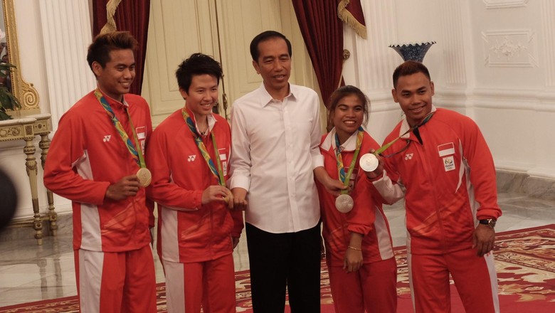 Jokowi: Raihan 1 Emas dan 2 Perak di Olimpiade Rio adalah Hasil Maksimal Jokowi: Raihan 1 Emas dan 2 Perak di Olimpiade Rio adalah Hasil Maksimal