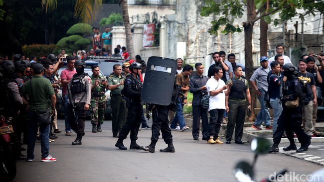 Gempar Penyanderaan di Pondok Indah dan Pembunuhan Pulomas