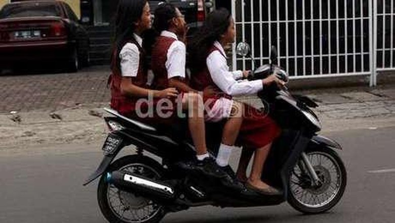 Gratis, Sekolah Masih Ada yang Menolak Sosialisasi Berkendara Gratis, Sekolah Masih Ada yang Menolak Sosialisasi Berkendara
