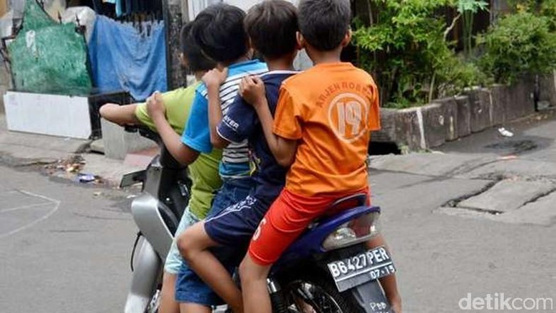 Larang Anak di Bawah Umur Bawa Kendaraan, Orang Tua Harus Bijak Larang Anak di Bawah Umur Bawa Kendaraan, Orang Tua Harus Bijak