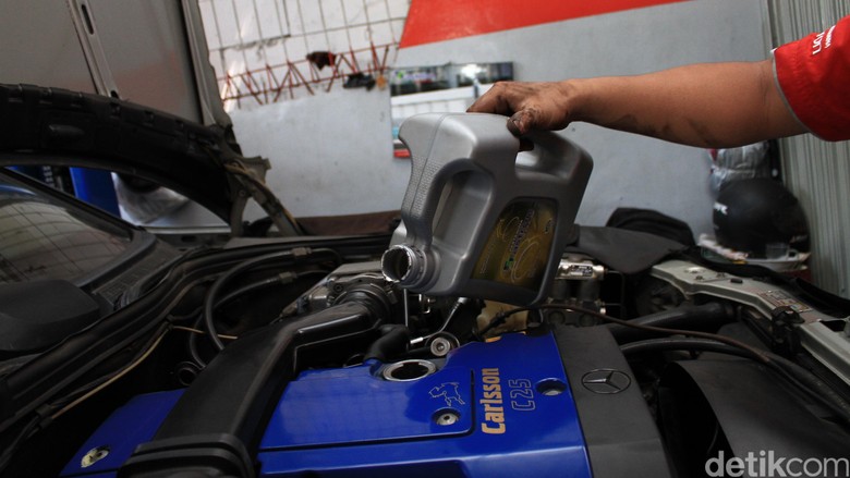 Setiap Berapa Kilometer Pelumas Harus Diganti? Setiap Berapa Kilometer Pelumas Harus Diganti?