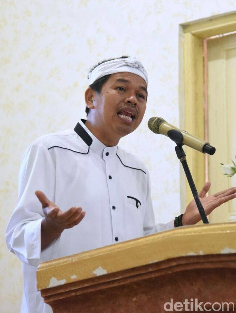 Bupati Dedi: Hoax Itu Orang Tak Paham dan Berguru pada Ketidaktahuan Bupati Dedi: Hoax Itu Orang Tak Paham dan Berguru pada Ketidaktahuan