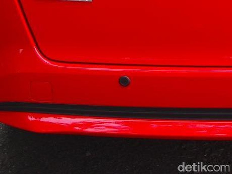 Sensor Parkir Belakang Wajib Ada di Semua Mobil di India Sensor Parkir Belakang Wajib Ada di Semua Mobil di India