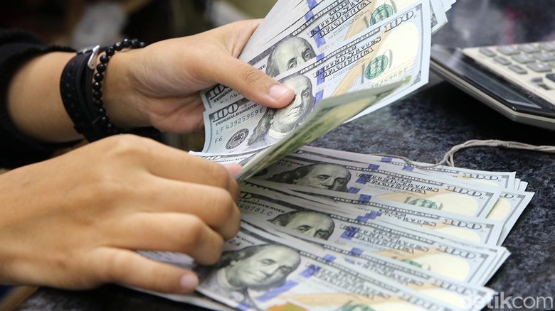 Dolar AS Melemah ke Rp 13.325 Pagi Ini Dolar AS Melemah ke Rp 13.325 Pagi Ini