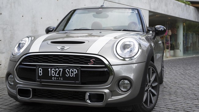 Jelajah Bali dengan MINI Cabrio, Si Mungil yang Bertenaga Jelajah Bali dengan MINI Cabrio, Si Mungil yang Bertenaga