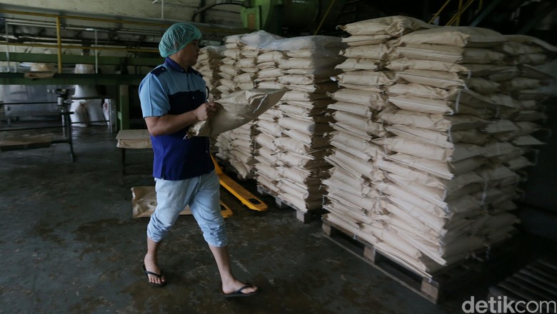 Mendag Gandeng Inkopol Tekan Harga Gula Jadi Rp 12.500 Mendag Gandeng Inkopol Tekan Harga Gula Jadi Rp 12.500