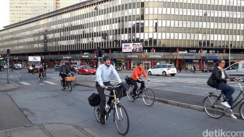Cerita Warga Denmark yang Bahagia Bahkan Sejak Dalam Kandungan Cerita Warga Denmark yang Bahagia Bahkan Sejak Dalam Kandungan