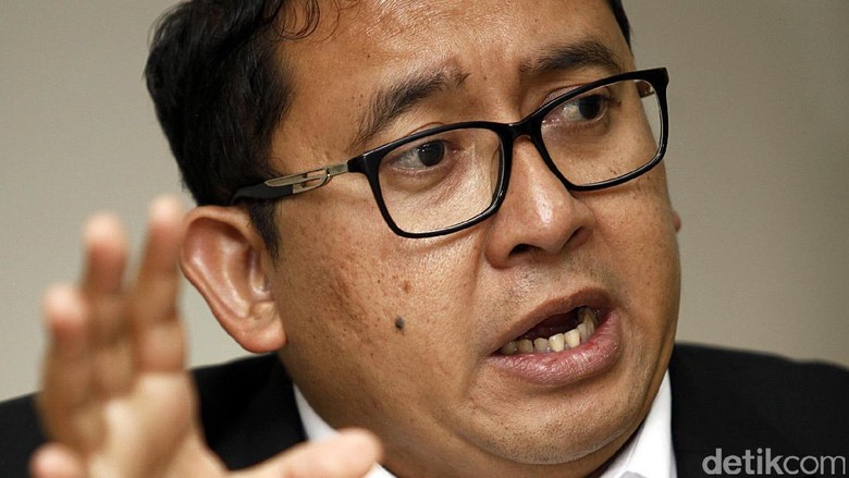 Fadli Zon: Diktator Dinilai Bukan dari Wajahnya Fadli Zon: Diktator Dinilai Bukan dari Wajahnya