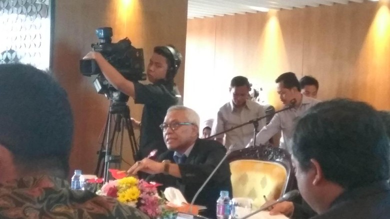 Wakil Ketua DPR Kumpulkan Jonan Hingga Bambang Brodjo Bahas Panas Bumi Wakil Ketua DPR Kumpulkan Jonan Hingga Bambang Brodjo Bahas Panas Bumi