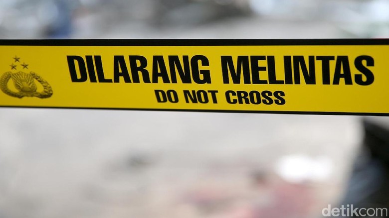 Anggota Polantas Dikeroyok Debt Collector di Pondok Gede Anggota Polantas Dikeroyok Debt Collector di Pondok Gede