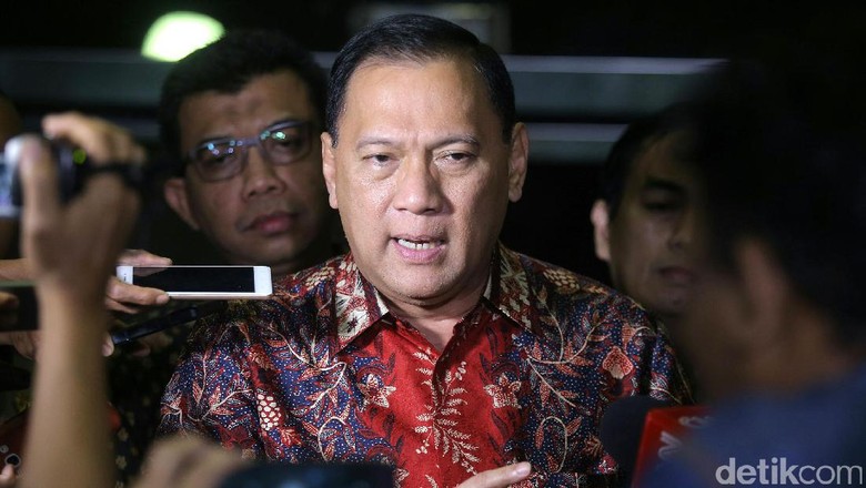Cerita Agus Marto Terjebak Macet 2 Jam di Tol Cerita Agus Marto Terjebak Macet 2 Jam di Tol