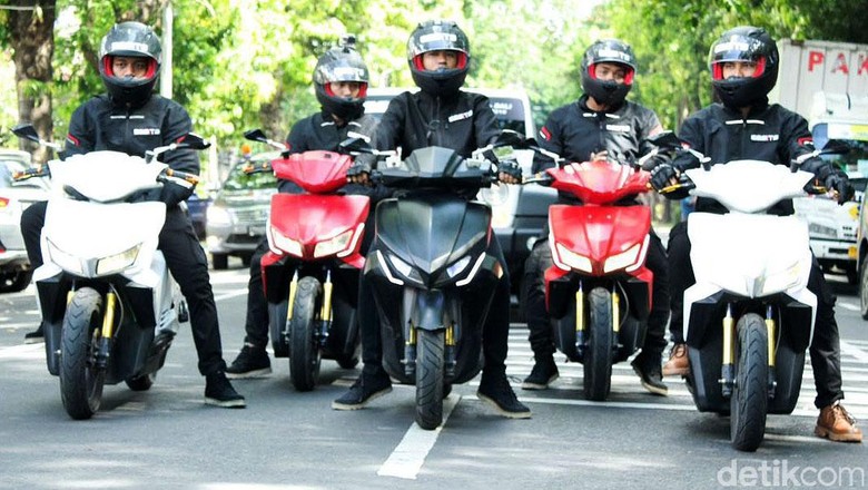 Siapa Bilang Motor Listrik Harganya Mahal? Siapa Bilang Motor Listrik Harganya Mahal?