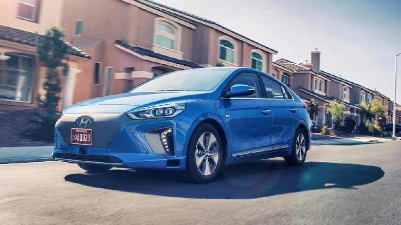 Hyundai Ioniq Ramaikan Pasar Mobil Otonom Hyundai Ioniq Ramaikan Pasar Mobil Otonom