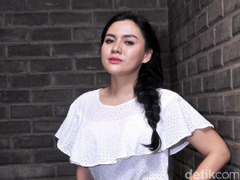 Disebut Beda, Vicky Shu Bandingkan Muka Zaman Dulu Sampai yang Terbaru Disebut Beda, Vicky Shu Bandingkan Muka Zaman Dulu Sampai yang Terbaru