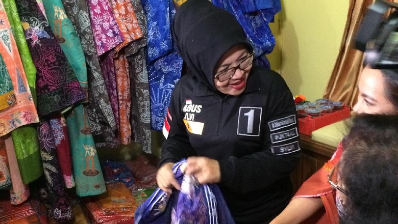 Cita-cita Sylviana Murni Jadikan Batik Betawi Go International Cita-cita Sylviana Murni Jadikan Batik Betawi Go International