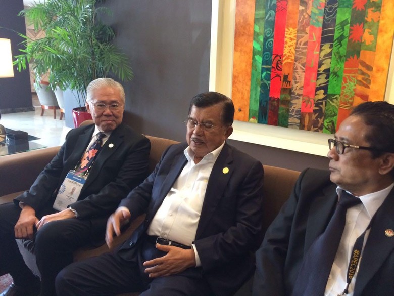 JK Ingatkan Pengusaha UKM Pentingnya Internet Dalam Berbisnis JK Ingatkan Pengusaha UKM Pentingnya Internet Dalam Berbisnis