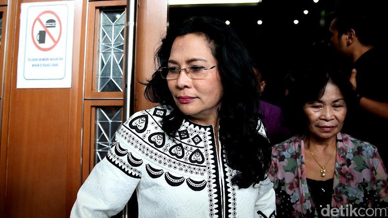 Kasus Saipul Jamil dan Cerita Rohadi Sujud Menangis di Kaki Bertha Kasus Saipul Jamil dan Cerita Rohadi Sujud Menangis di Kaki Bertha