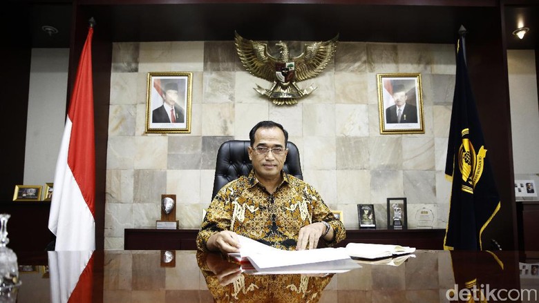 Hobi Olahraga Pingpong dan Waktu untuk Keluarga Menhub Budi Karya Hobi Olahraga Pingpong dan Waktu untuk Keluarga Menhub Budi Karya