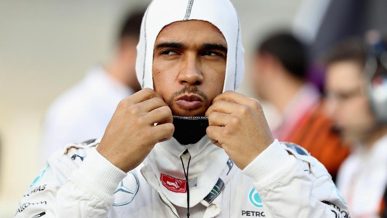 Hill Nilai Mercedes Bisa Kehilangan Hamilton jika Tak Hati-Hati Hill Nilai Mercedes Bisa Kehilangan Hamilton jika Tak Hati-Hati