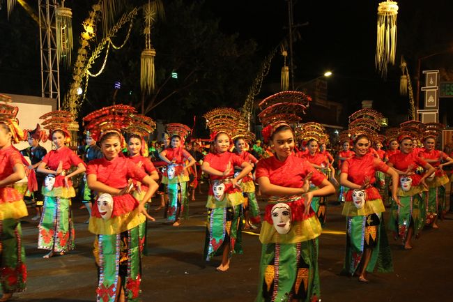 Banyuwangi Night Carnaval Festival Kuwung 2016 Tampilkan 