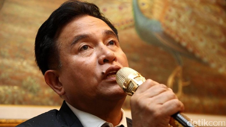 Yusril: HTI Tak Bisa Langsung Dibawa ke Pengadilan, Persuasi Dulu Yusril: HTI Tak Bisa Langsung Dibawa ke Pengadilan, Persuasi Dulu