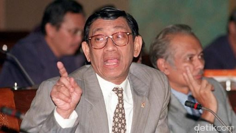 Mengenang Marie Muhammad: Sosok yang Tak Cuma Asal Bos Senang Mengenang Marie Muhammad: Sosok yang Tak Cuma Asal Bos Senang