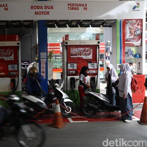 Arcandra: Harga Solar dan Premium Tak Berubah dalam Waktu Dekat