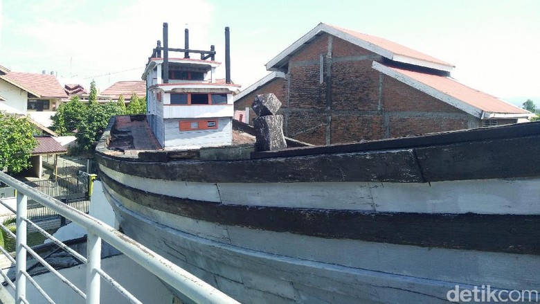 'Perahu Nabi Nuh' di Aceh yang Tidak Pernah Sepi Wisatawan