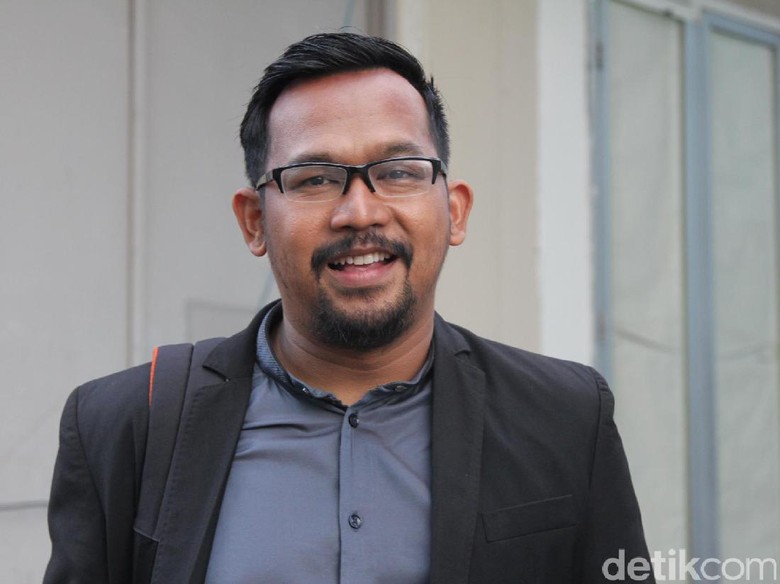 Mobil Rusak Parah karena Tabrakan Beruntun, Kegiatan Bedu Terganggu Mobil Rusak Parah karena Tabrakan Beruntun, Kegiatan Bedu Terganggu