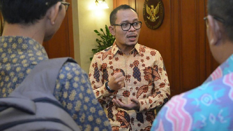 Menaker: Pemerintah Sudah Kirimkan DIM RUU Perlindungan TKI ke DPR Menaker: Pemerintah Sudah Kirimkan DIM RUU Perlindungan TKI ke DPR