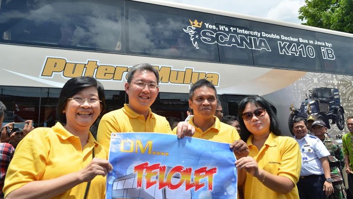 Mewahnya Bus Tingkat Antar Kota Wonogiri-Solo-Jakarta Mewahnya Bus Tingkat Antar Kota Wonogiri-Solo-Jakarta